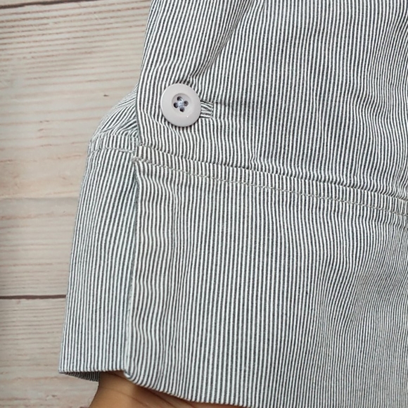 elevenses Pinstripe Wide Leg Cropped pants - Picture 3 of 11